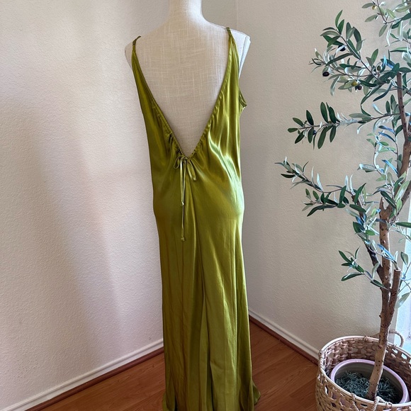 Topshop Satin Maxi  in Light Green size 14 NEVER WORN/NEW ✨ - Picture 11 of 16